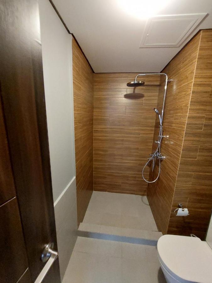 Le 10 The Radiance Manila Bay Aparthotel Pasay Exterior photo